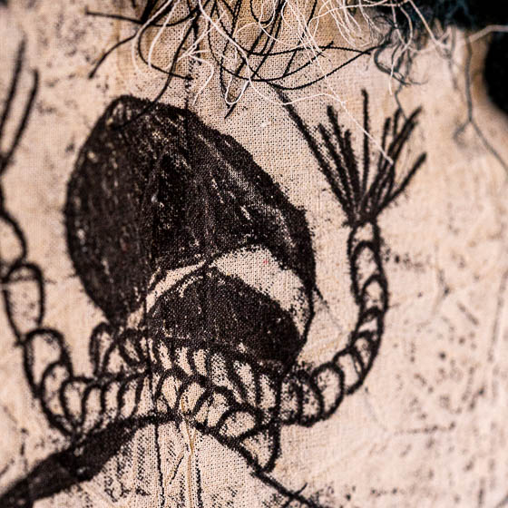 Silvina Martínez - De la serie Cuerpos acallados (tapiz)