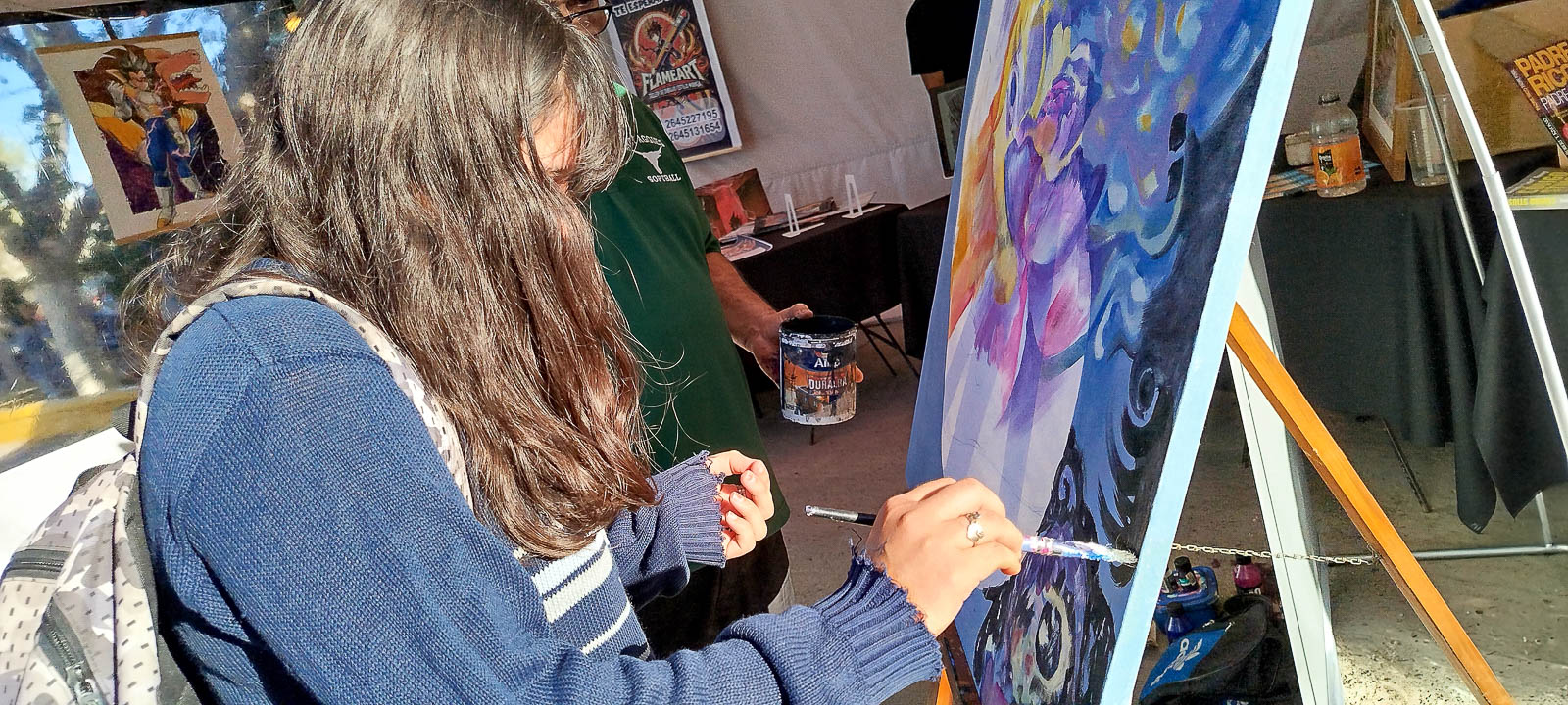 Luis Godoy en la Feria del Libro - Participando al público